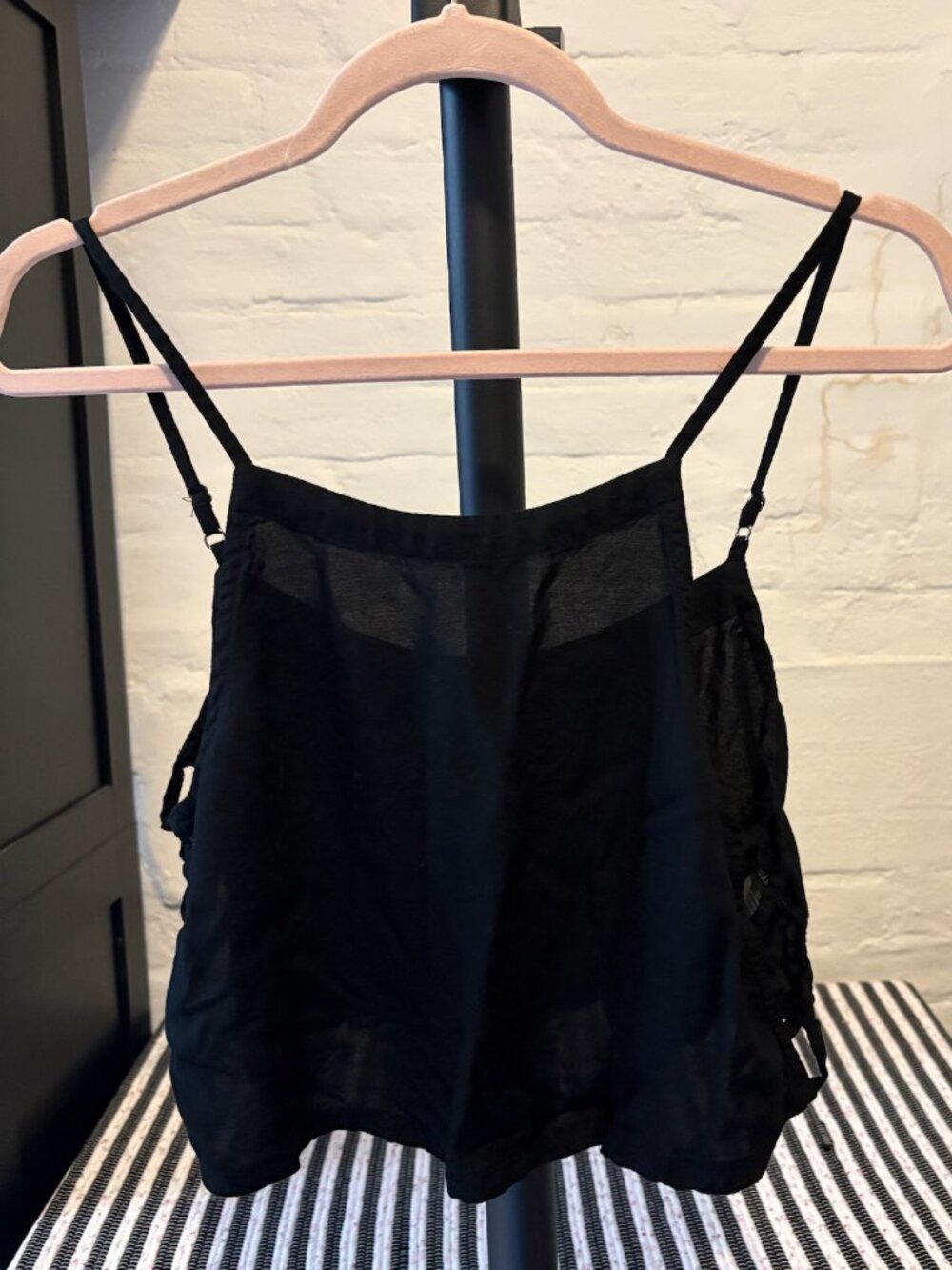 Urban Outfitters Black Crop Top, Size Small